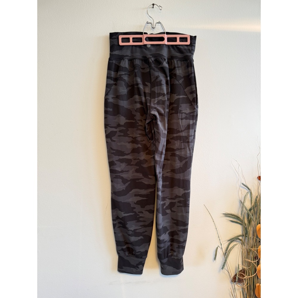 Athleta Salutation Jogger Camo Black Grey High Rise Athletic Pants Womens Medium
